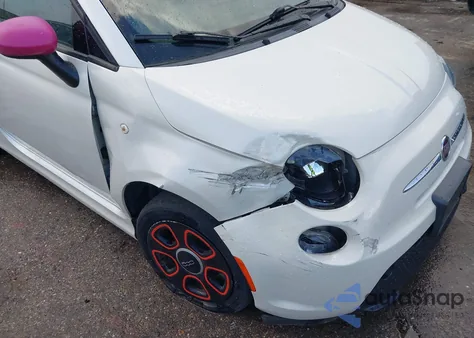 2017 Fiat 500E Battery Electric из США, поврежденный, VIN 3C3CFFGE9HT544578